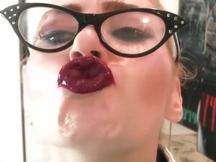HQ reccomend lipstick glasses