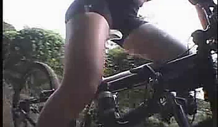 Asian bike squirt
